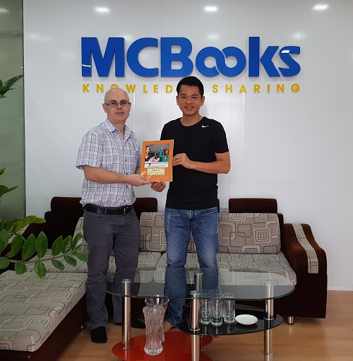 MCBooks là đơn vị được Mike Wattie lựa chọn là đơn vị đầu tiên và duy nhất giữ bản quyền và phát hành bộ sách tại Việt Nam.