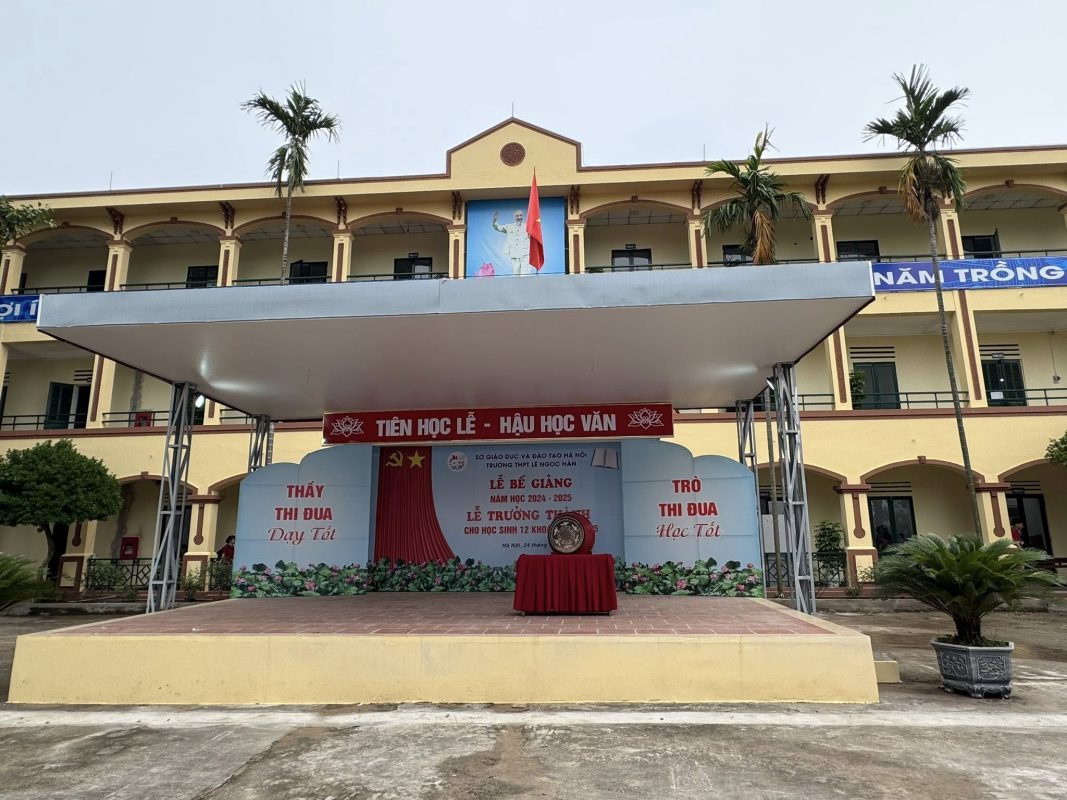 Trường THPT dân lập Lê Ngọc Hân - Gia Lâm - Hà Nội