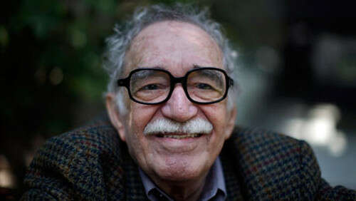 Tác giả Ga-bri-en Gác-xi-a Mác-két