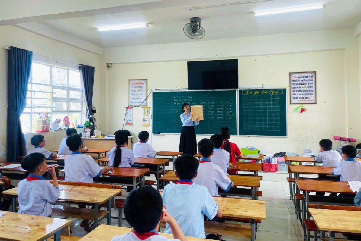 Đề thi tiếng Anh vào lớp 6 trường Achimedes – Basic & Advanced