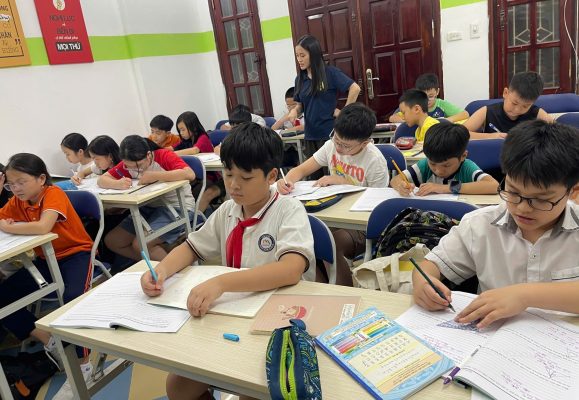 Trung tâm MathX và MathSpace của thầy Trần Hữu Hiếu ở đâu?