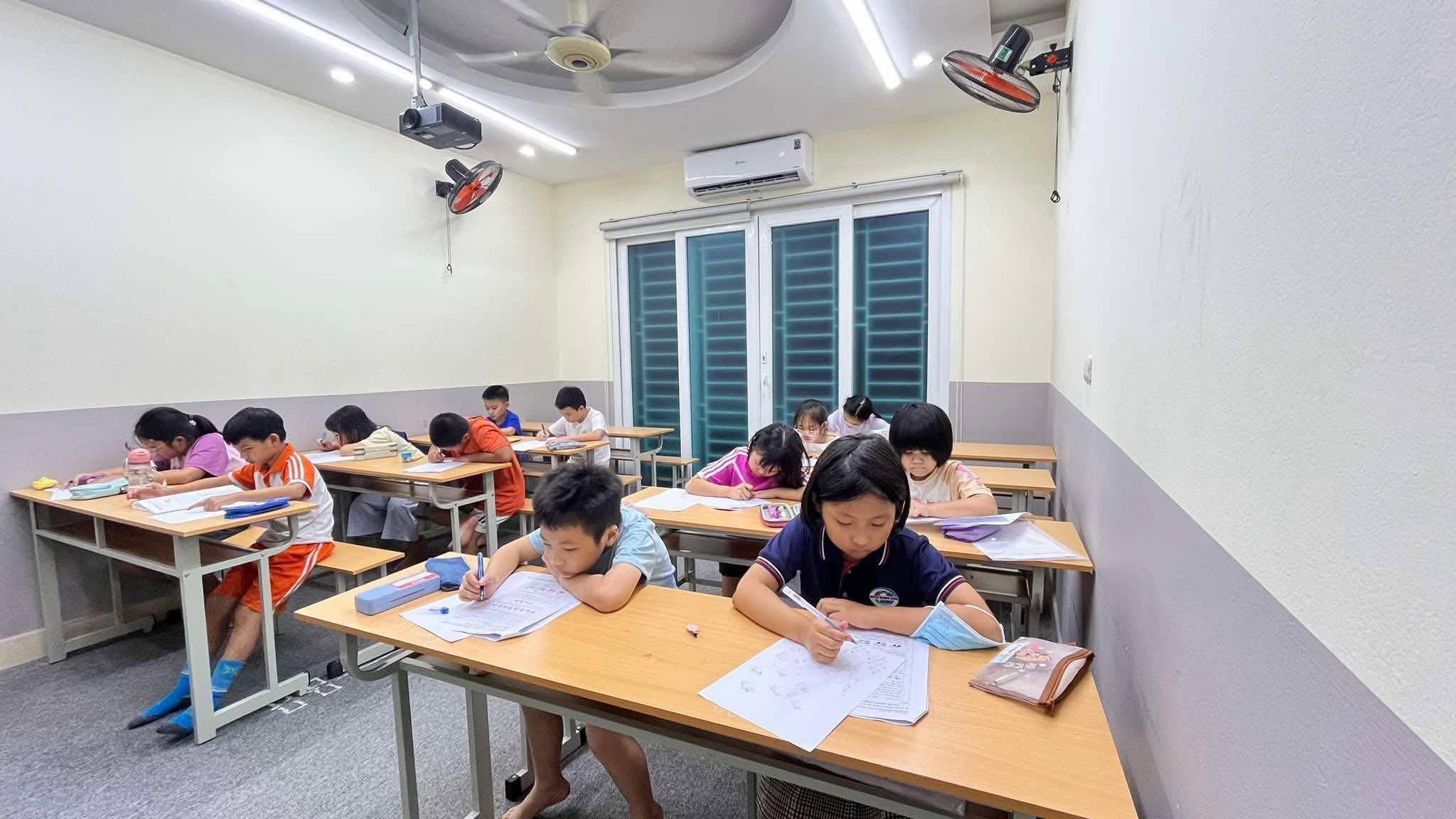 Lớp học tại Mathspace cơ sở Hà Đông